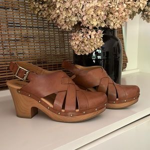 Korks Cognac Clogs